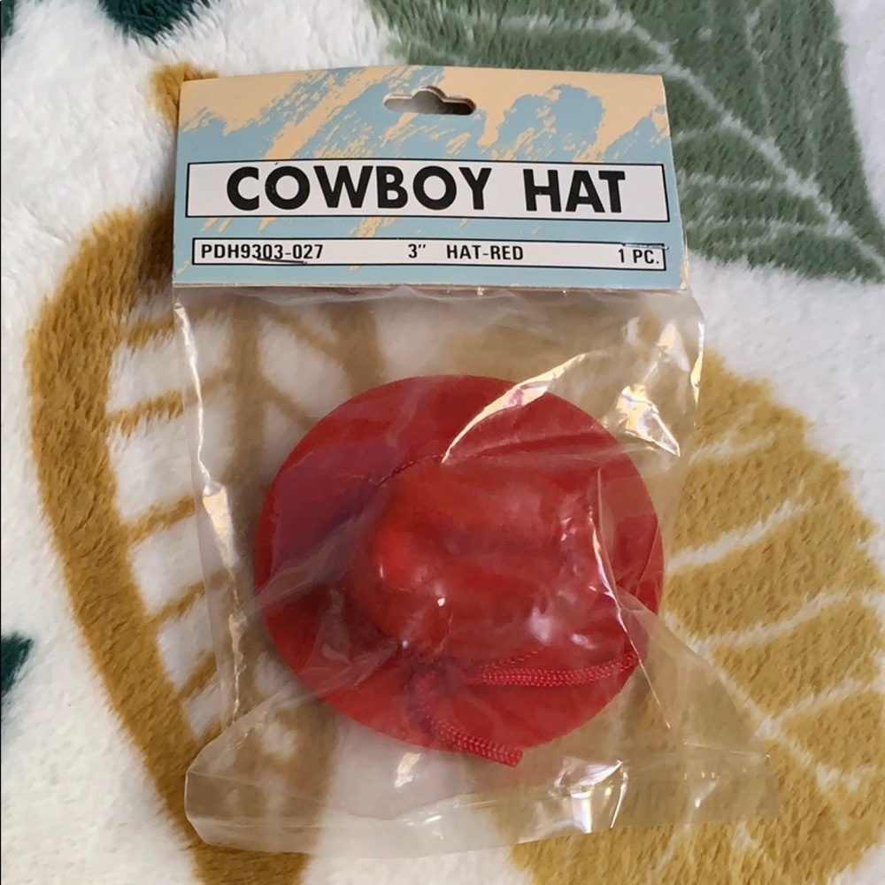 3” Cowboy red hat Wangs International for doll Wang’s International, Inc. nwt